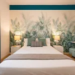 Via Taddeo Alderotti, 85 - Elegant Apartment In Careggi, Near Hospital, University & Tram Morgagni - Florence Charming Apartments